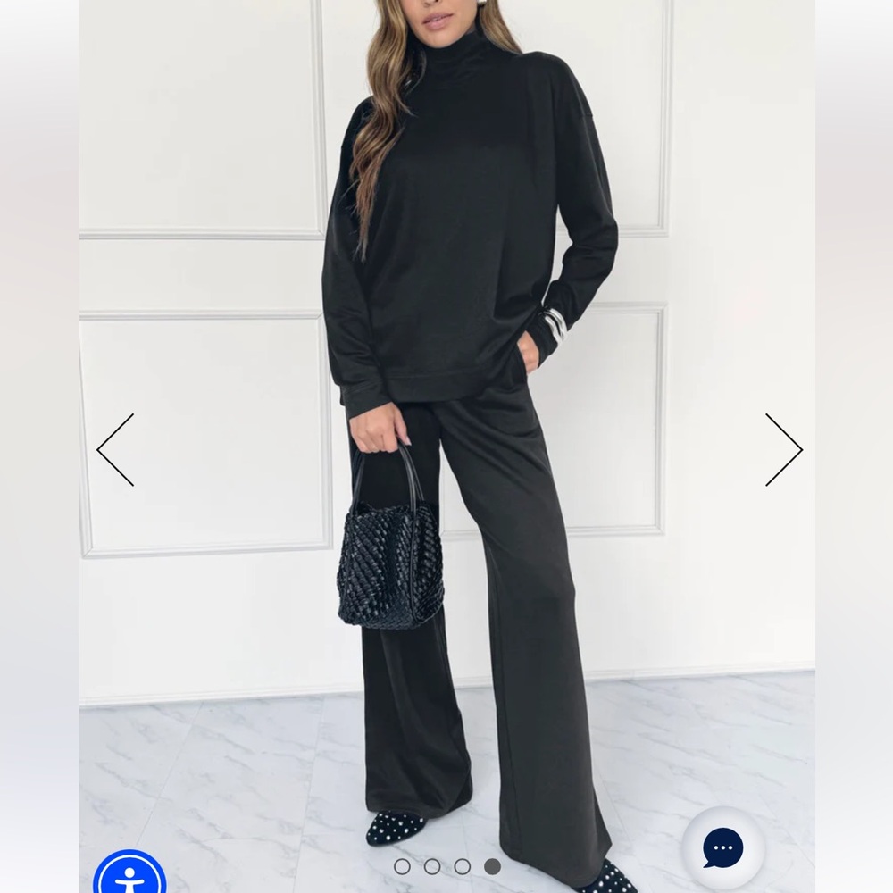 NWT Splendid x Cellajaneblog Mock Neck in Black